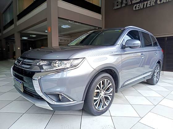 MITSUBISHI OUTLANDER 2.0 COMFORT 16V GASOLINA 4P AUTOMÁTICO MITSUBISHI OUTLANDER 2.0 COMFORT 16V GASOLINA 4P AUTOMÁTICO